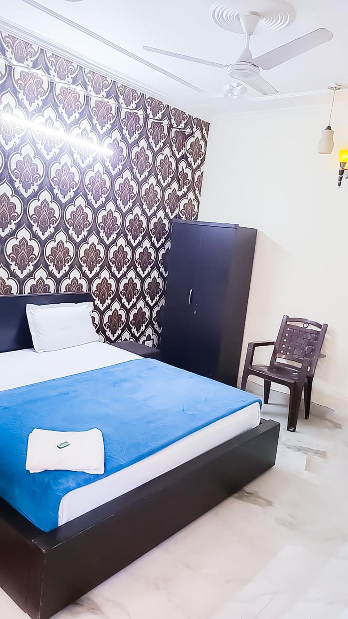 Deluxe Room In Cr Park New Delhi Exterior foto