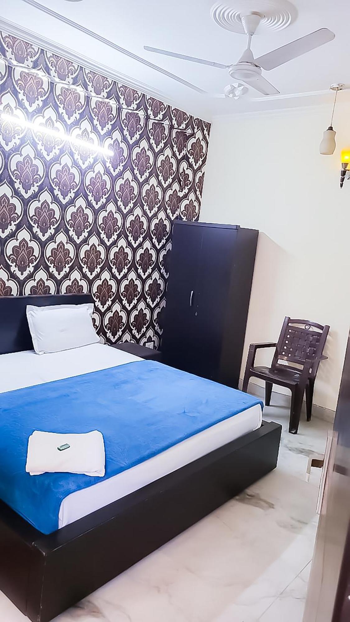 Deluxe Room In Cr Park New Delhi Exterior foto