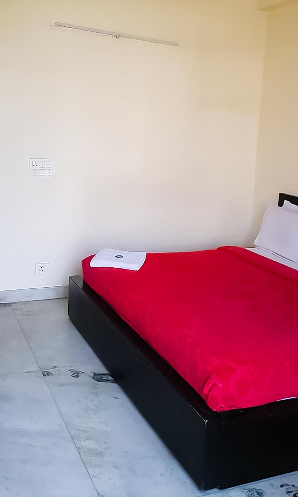 Deluxe Room In Cr Park New Delhi Exterior foto
